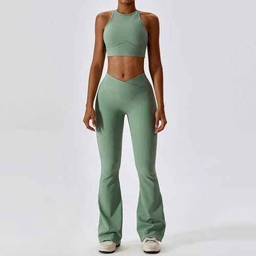 Elegantes Activewear-Set in V-Linie